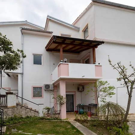 Guest house And By The Sea Posedarje, Novigrad - 21123 Posedarje