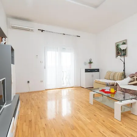 And By The Sea Posedarje, Novigrad - 21123 *