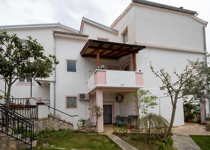 Гостевой дом And By The Sea Posedarje, Novigrad - 21123 Поседарье