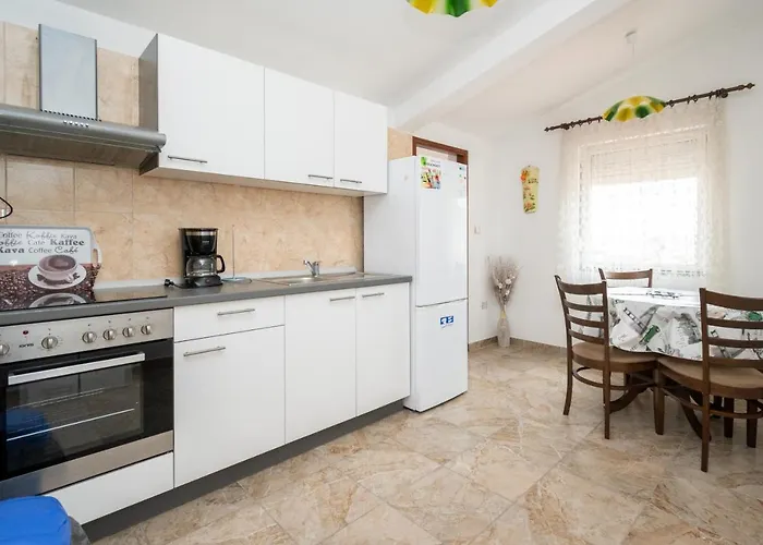 And By The Sea Posedarje, Novigrad - 21123 Гостевой дом